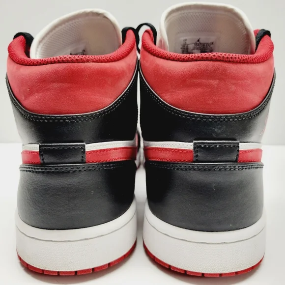 Nike AirJordan 1 mid Gym Red554724-122 Size 11